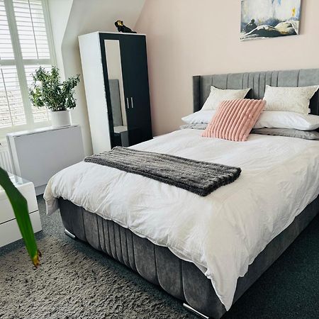 Penthouse Suite, Sea View, Close To Shops, Beach And Train St Leonards-on-Sea ภายนอก รูปภาพ