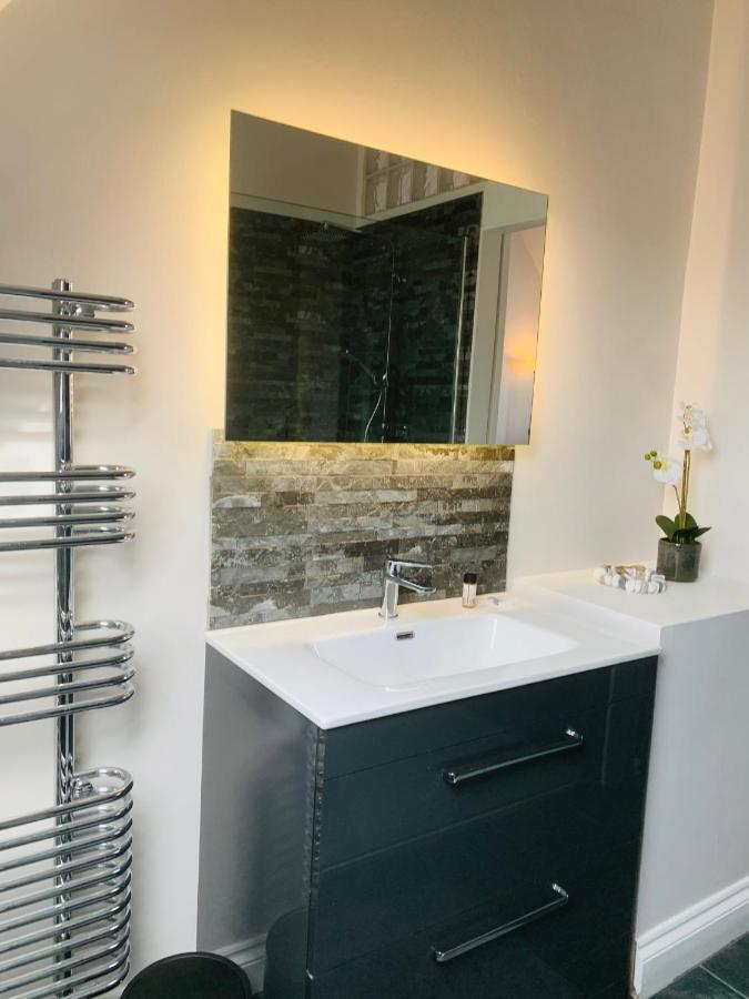 Penthouse Suite, Sea View, Close To Shops, Beach And Train St Leonards-on-Sea ภายนอก รูปภาพ