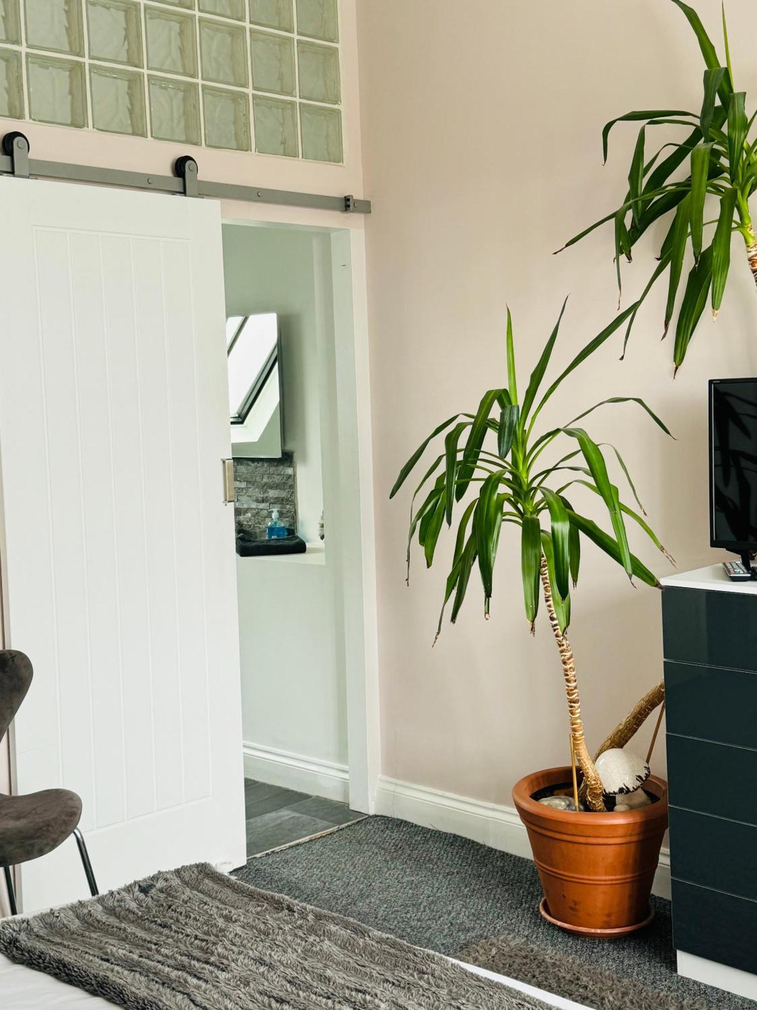 Penthouse Suite, Sea View, Close To Shops, Beach And Train St Leonards-on-Sea ภายนอก รูปภาพ